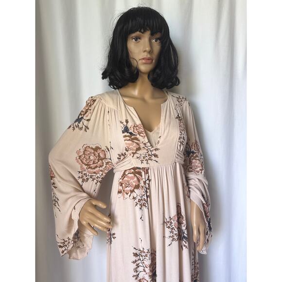 Free People Wild Laurel boho belted Maxi Dress bell sleeves small - Picture 6 of 16